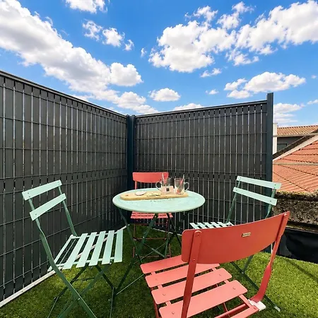 La Terrasse Des Secrets - Parking - Spacieux